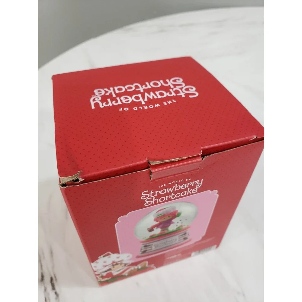 NEW OPEN BOX Strawberry Shortcake Raspberry Tart Mini Snow‎ Globe